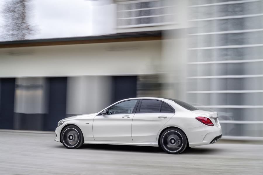  Mercedes-Benz C450 AMG Sport 2015 года  (фото 2 из 31)